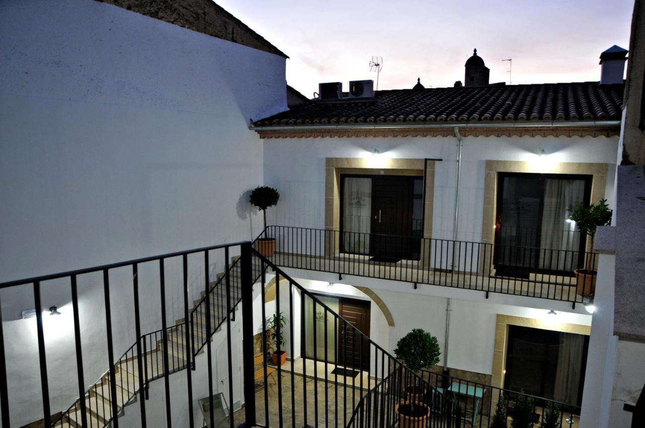 Apartamentos Turaca Trujillo Exterior photo