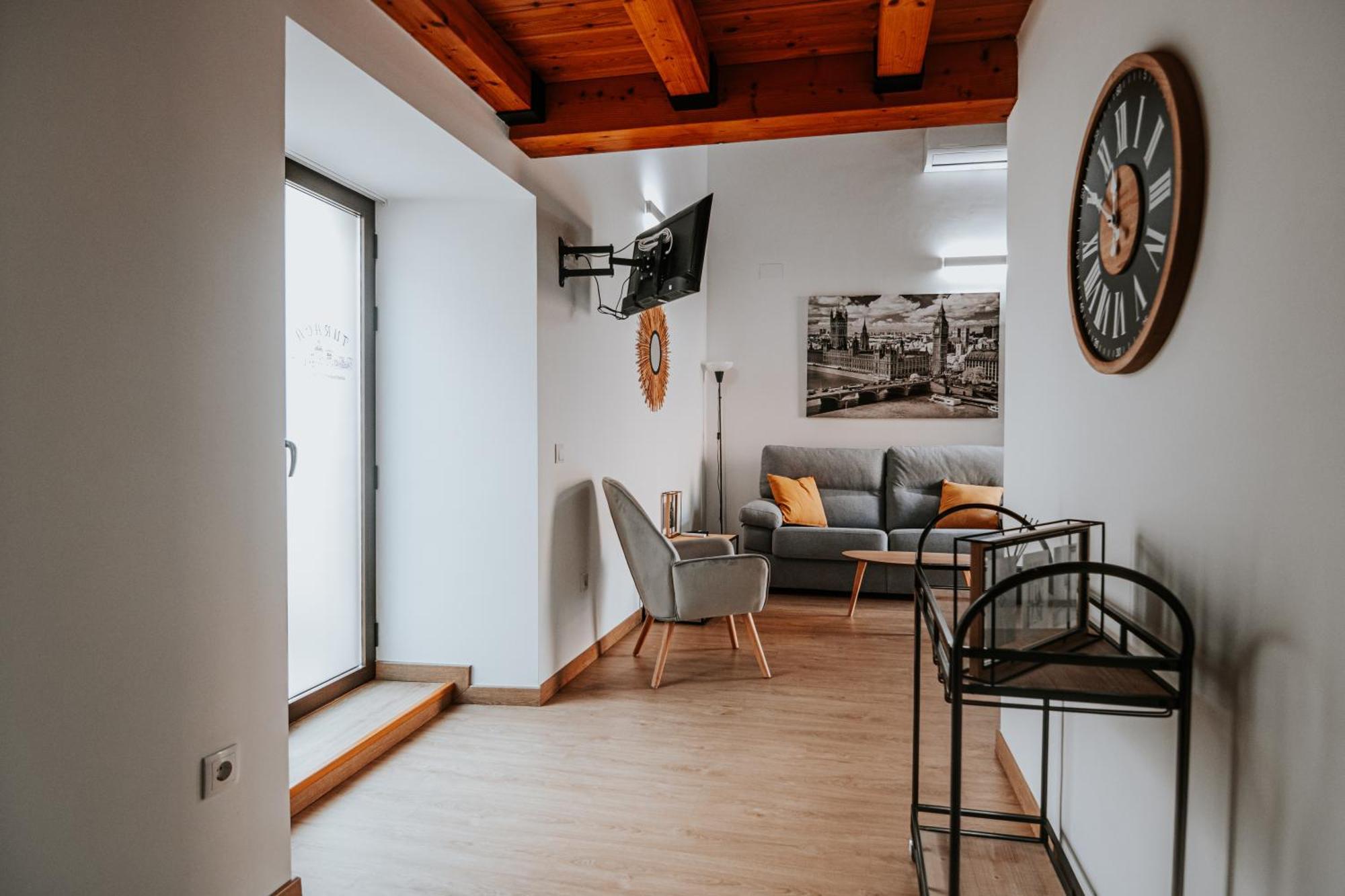 Apartamentos Turaca Trujillo Exterior photo